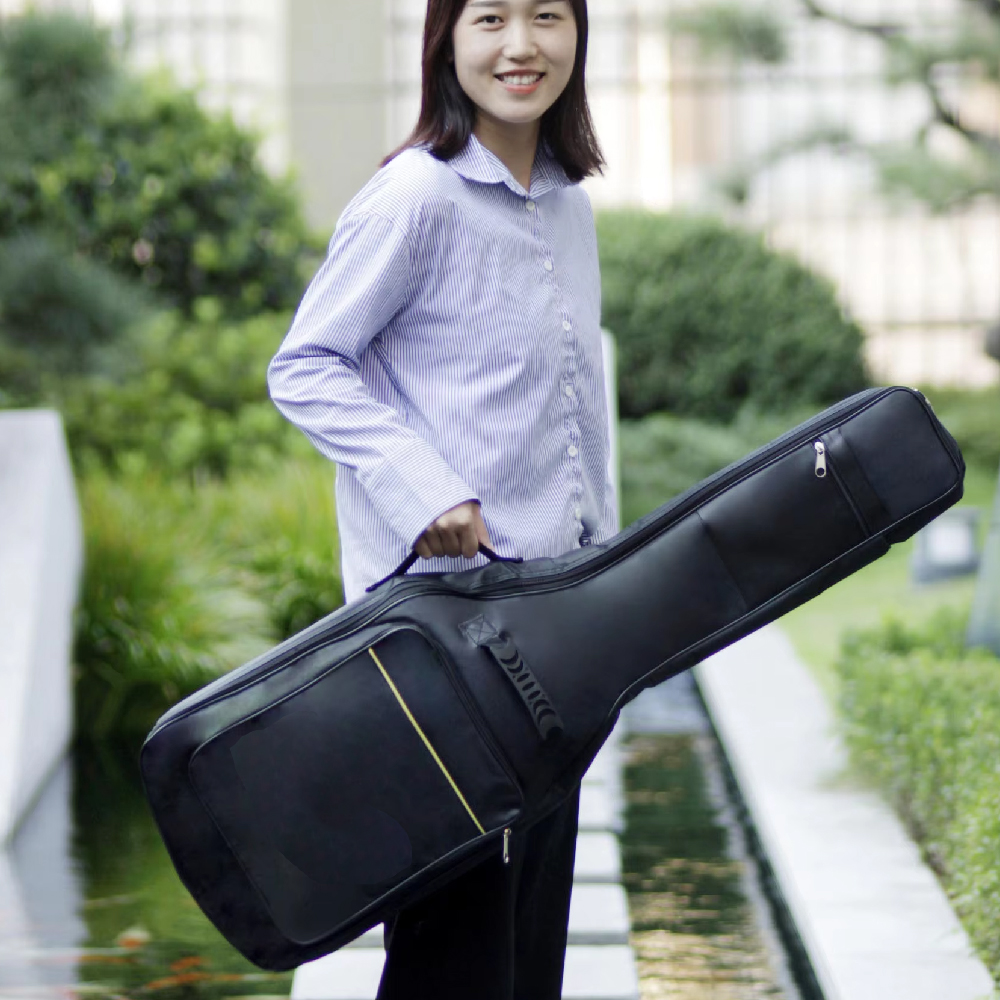 Black Electric Guitar Gig Bag  - Guitar Strap Padded のレビューと価格